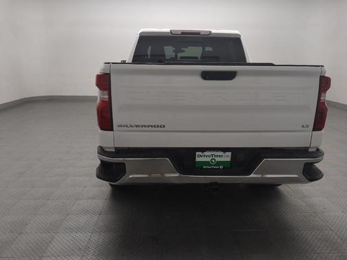 Summit White 2019 Chevrolet Silverado 1500 LT