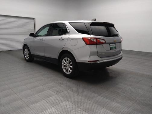 Silver Ice Metallic 2019 Chevrolet Equinox 1LT