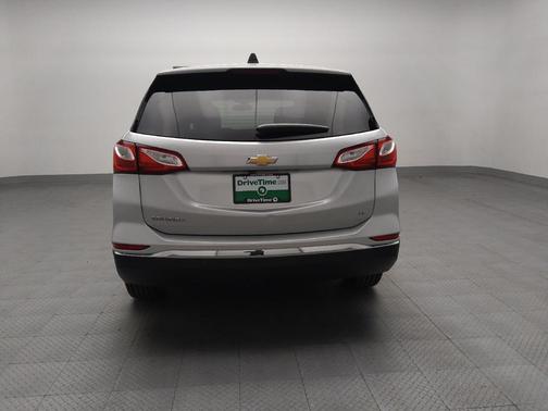 Silver Ice Metallic 2019 Chevrolet Equinox 1LT