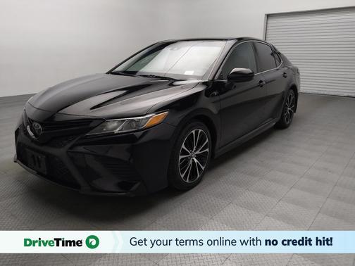 Midnight Black Metallic 2018 Toyota Camry SE
