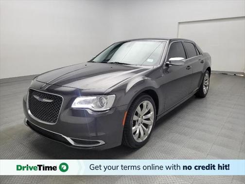 2018 Chrysler 300 Touring