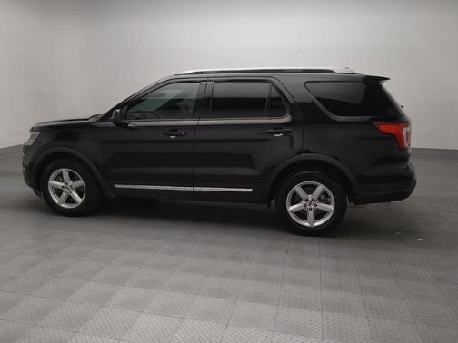 Agate Black Metallic 2019 Ford Explorer XLT