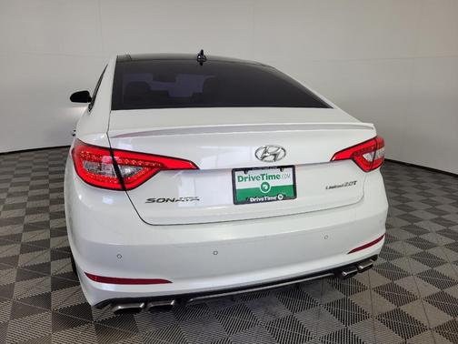 Quartz White Pearl 2017 Hyundai SONATA Limited 2.0T