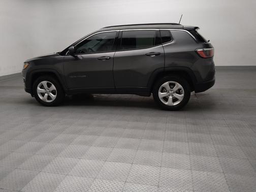 Granite Crystal Metallic Clearcoat 2018 Jeep Compass Latitude