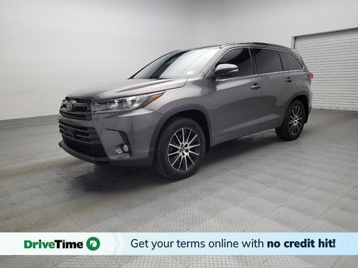 2017 Toyota Highlander SE