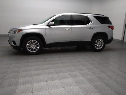Silver Ice Metallic 2019 Chevrolet Traverse LT Cloth