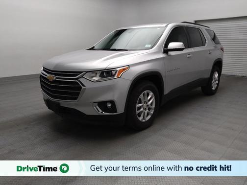 Silver Ice Metallic 2019 Chevrolet Traverse LT Cloth