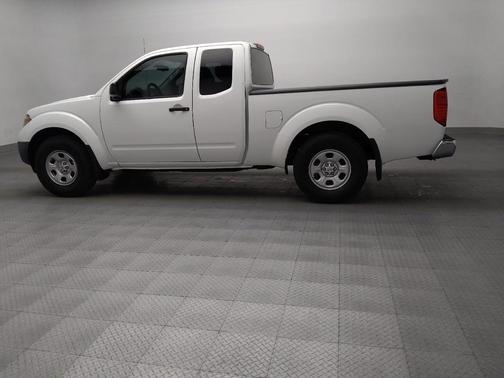 Glacier White 2021 Nissan Frontier S