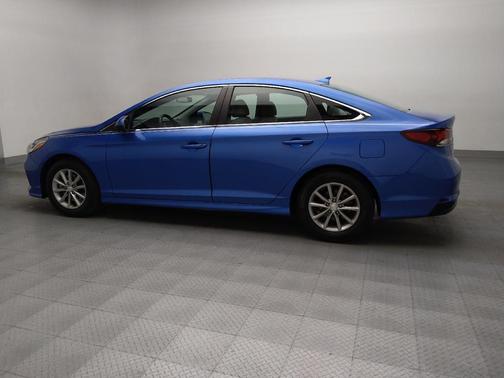 2018 Hyundai SONATA SE