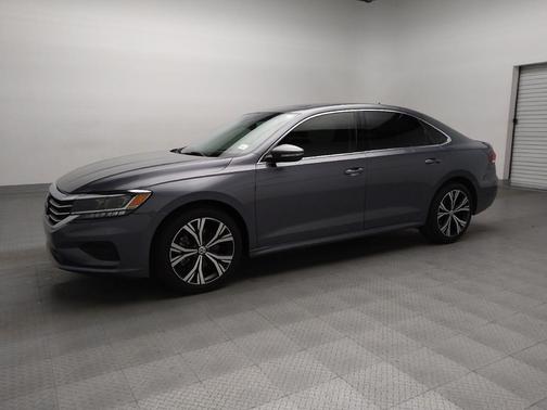 2021 Volkswagen Passat 2.0T SE