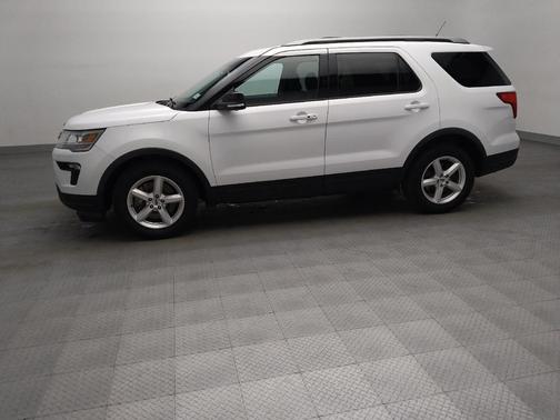 Oxford White 2018 Ford Explorer XLT