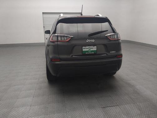 Gray 2020 Jeep Cherokee Latitude Plus