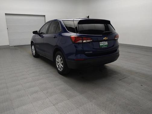Blue Glow Metallic 2022 Chevrolet Equinox LS