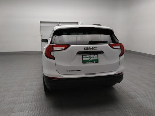 Summit White 2023 GMC Terrain SLE