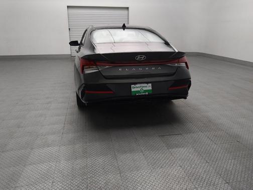 Amazon Gray 2024 Hyundai ELANTRA SEL