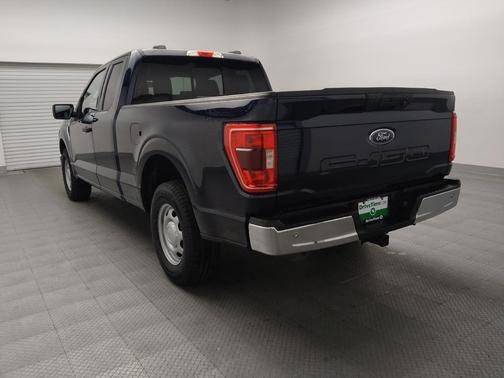 Blue 2022 Ford F-150 XLT