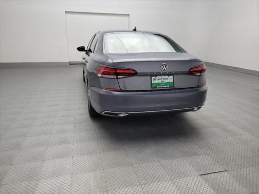 2020 Volkswagen Passat 2.0T SE
