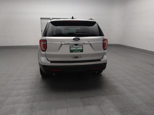 2018 Ford Explorer Base