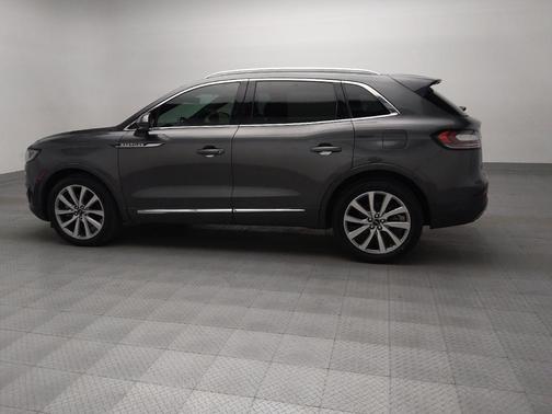 2019 Lincoln Nautilus Select