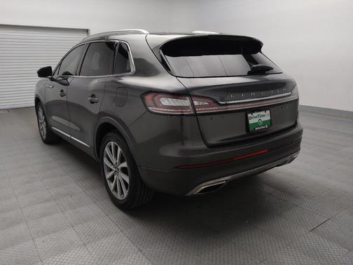 2019 Lincoln Nautilus Select