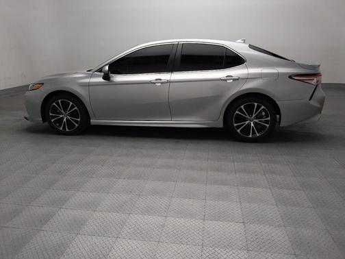 Celestial Silver Metallic 2020 Toyota Camry SE