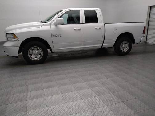 Bright White Clearcoat 2017 RAM 1500 Tradesman