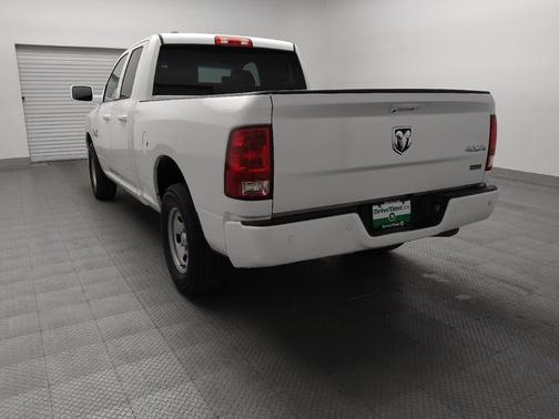 Bright White Clearcoat 2017 RAM 1500 Tradesman
