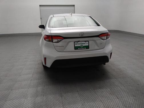 Ice Cap 2024 Toyota Corolla LE