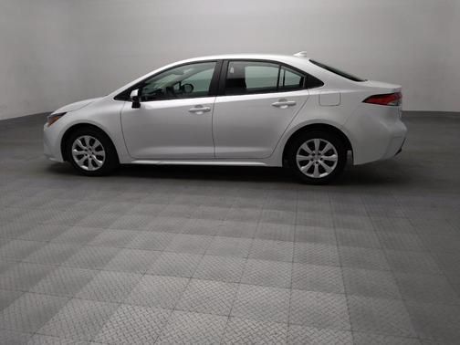 Ice Cap 2024 Toyota Corolla LE
