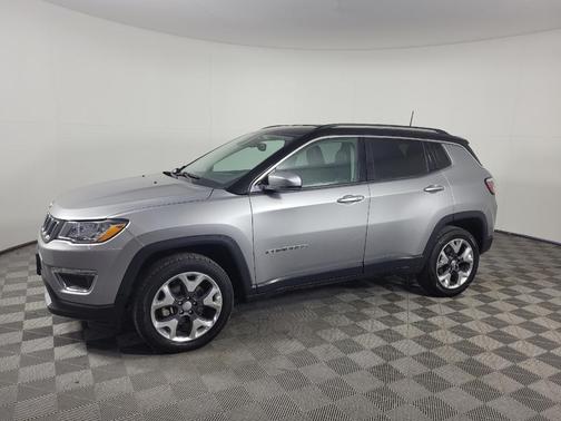 Billet Silver Metallic Clearcoat 2017 Jeep New Compass Limited