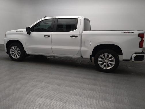 Summit White 2021 Chevrolet Silverado 1500 Custom