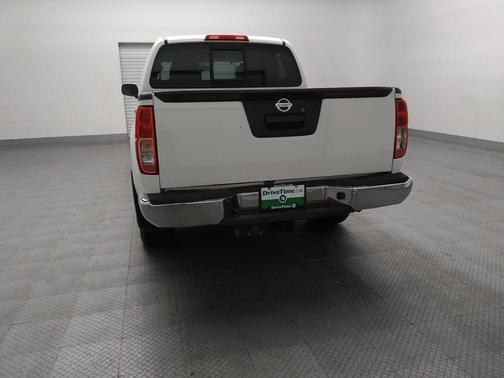 Glacier White 2019 Nissan Frontier SV