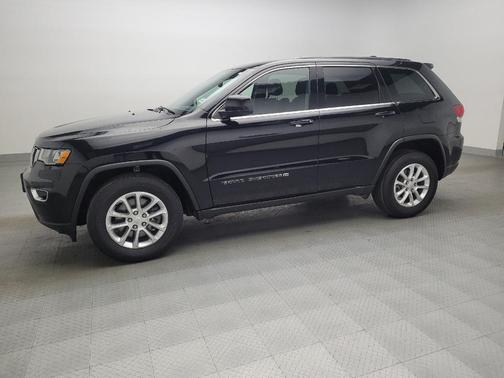 2022 Jeep Grand Cherokee Laredo
