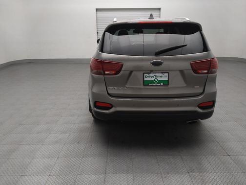 Titanium Silver 2019 Kia Sorento LX