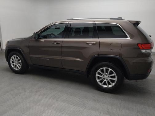 Walnut Brown Metallic Clearcoat 2021 Jeep Grand Cherokee Laredo