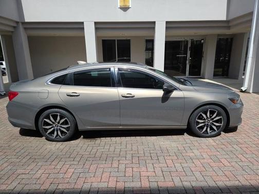 2017 Chevrolet Malibu 1LT