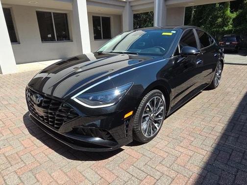 2022 Hyundai SONATA Limited