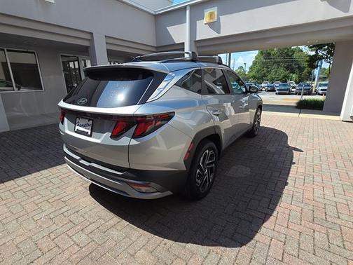 Shimmering Silver Metallic 2026 Hyundai TUCSON SEL