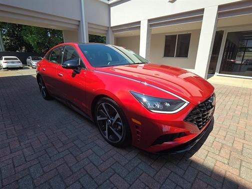 Calypso Red 2022 Hyundai SONATA SEL Plus