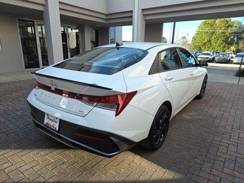 2026 Hyundai ELANTRA HEV SEL Sport