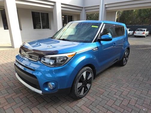 2017 Kia Soul +