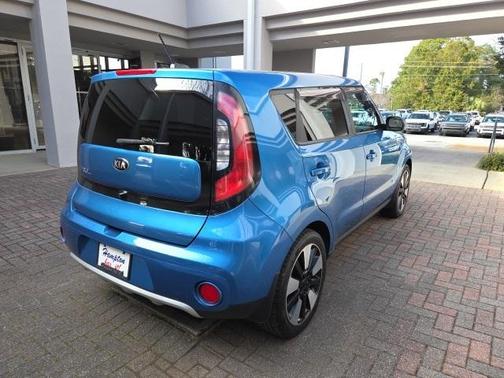 2017 Kia Soul +