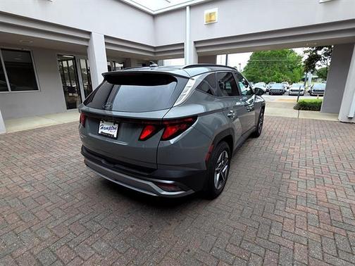 Metallic 2026 Hyundai TUCSON SEL
