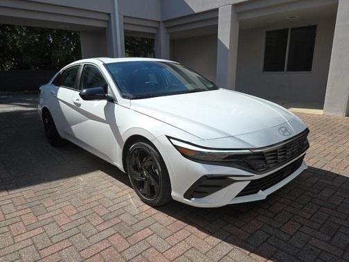 2026 Hyundai ELANTRA SEL