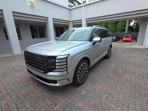 Silver Metallic 2026 Hyundai Palisade Hybrid Calligraphy