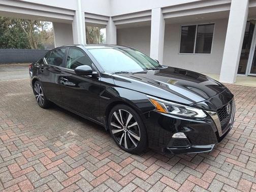 2020 Nissan Altima 2.5 SR