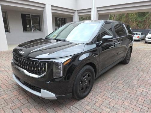 2025 Kia Carnival LXS