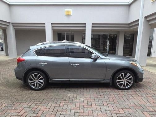 2017 INFINITI QX50 Base