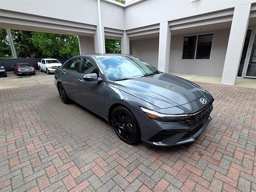 Gray Pearl 2026 Hyundai ELANTRA SEL SPORT PREMIUM
