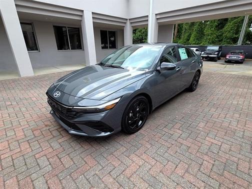 Gray Pearl 2026 Hyundai ELANTRA SEL SPORT PREMIUM
